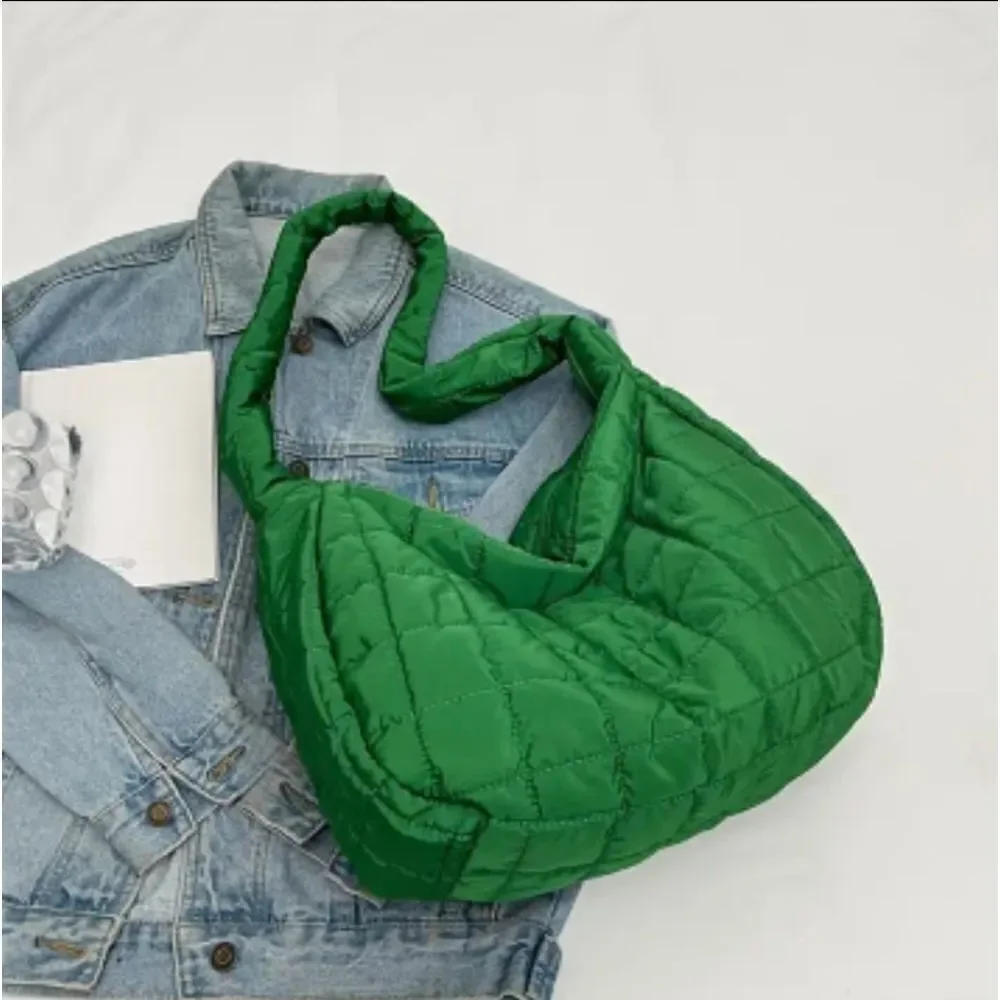 Quilted hobo Green bag with quilted details large capacity shoulder bags